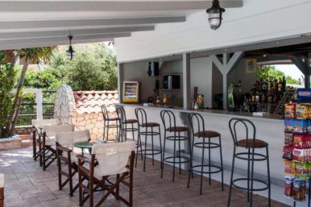 Hotel-bb-laganas-3-700x350