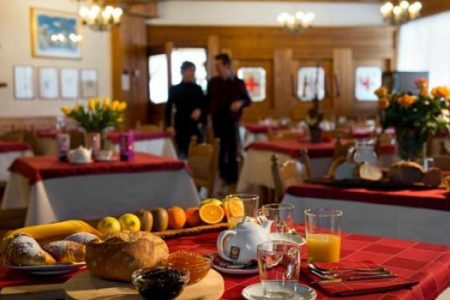 Hotel-lavarone-4-700x350