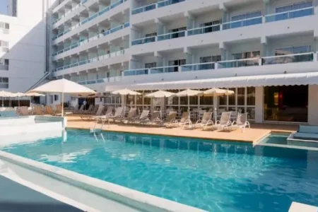 Hotel-magaluf-hb-1-700x350